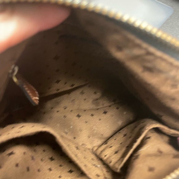 Fossil Explorer Two-Tone Leather Crossbody Bag Red Black Vintage Y2K Soft - Picture 11 of 11